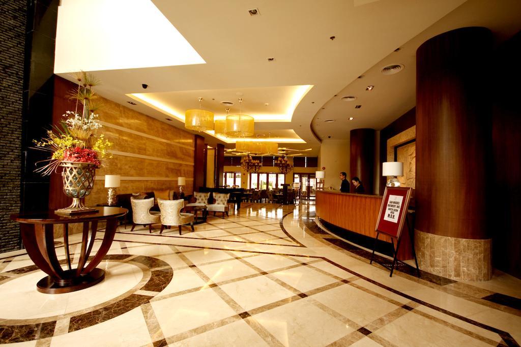 The Avenue Plaza Hotel Naga  Extérieur photo