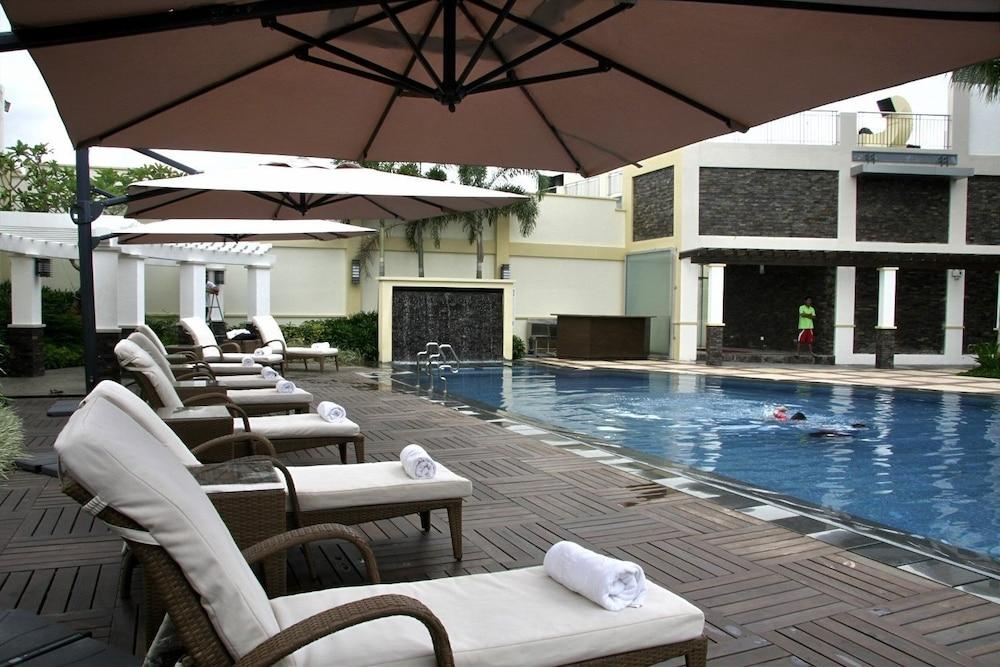 The Avenue Plaza Hotel Naga  Extérieur photo