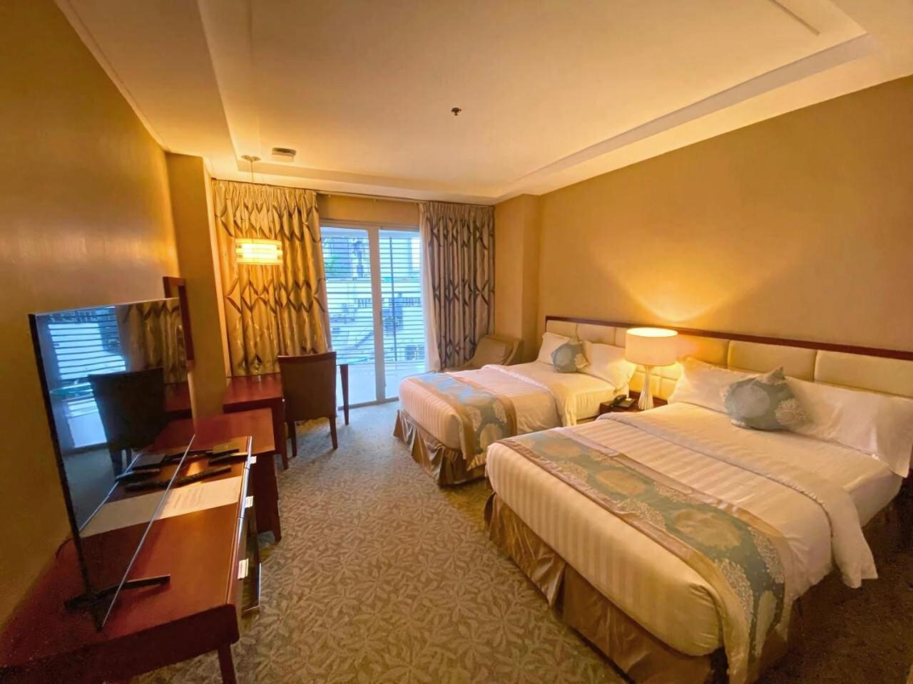 The Avenue Plaza Hotel Naga  Extérieur photo