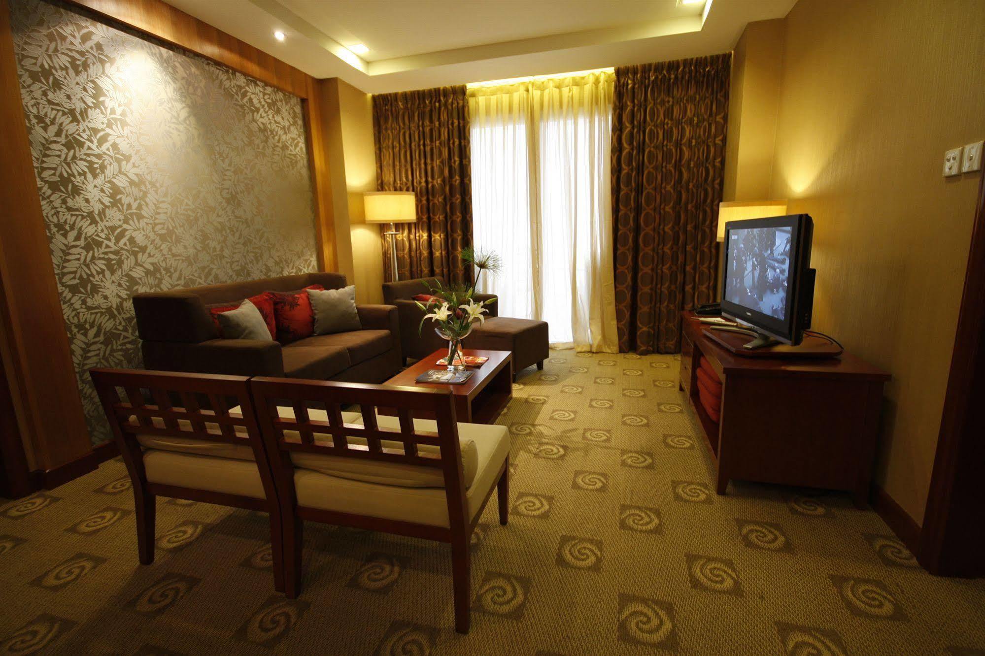 The Avenue Plaza Hotel Naga  Extérieur photo